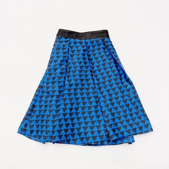 Armani Exchange Mini Skirt Leather Banded Waist SZ8 - Picture 2 of 7